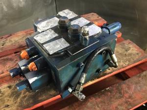 Liebherr Ventilblock